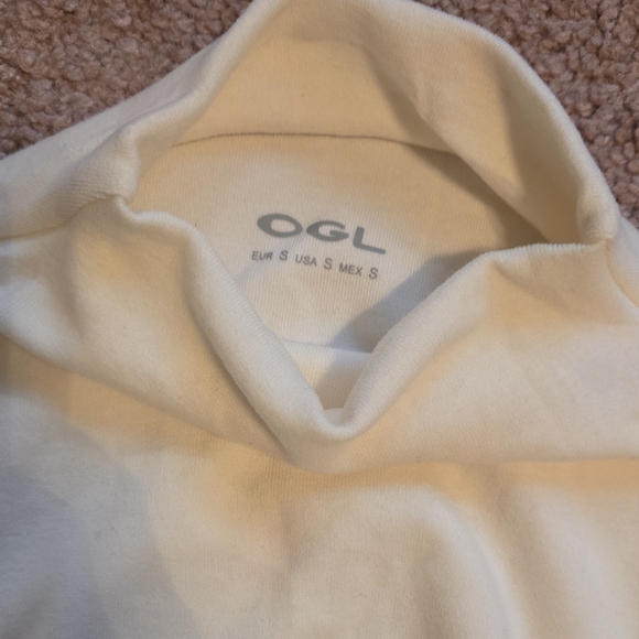 OGL Cream Long Sleeve Ruched Mock Neck Top - Picture 2 of 3